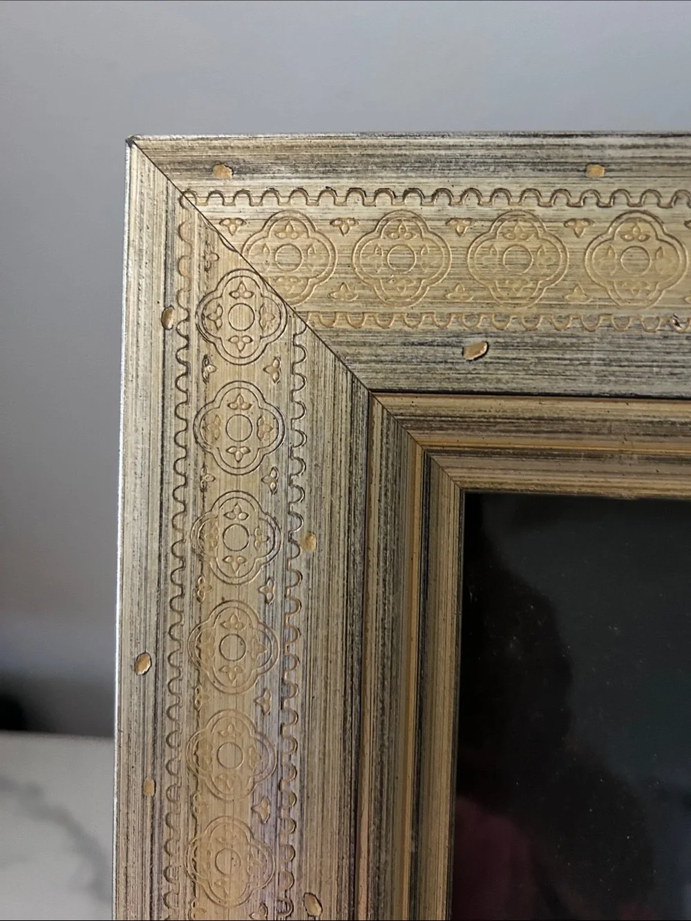 Gold  Gilt large  Decorative Picture Frame - Home Accents aprox  12 x 14,75 inch